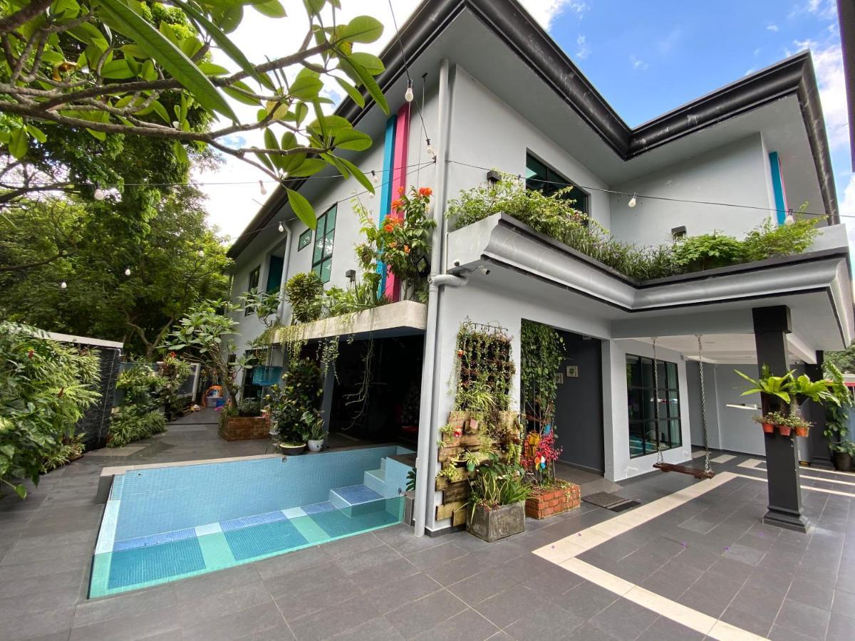 Oneriimba Private Pool & Garden Residence جوهر بهرو المظهر الخارجي الصورة
