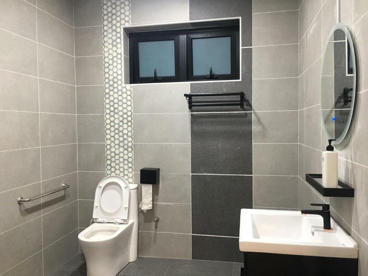 Oneriimba Private Pool & Garden Residence جوهر بهرو المظهر الخارجي الصورة