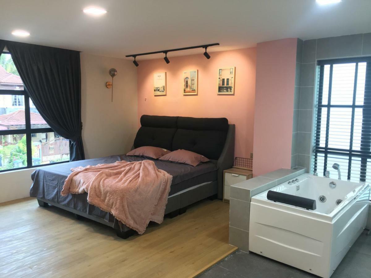 Oneriimba Private Pool & Garden Residence جوهر بهرو المظهر الخارجي الصورة