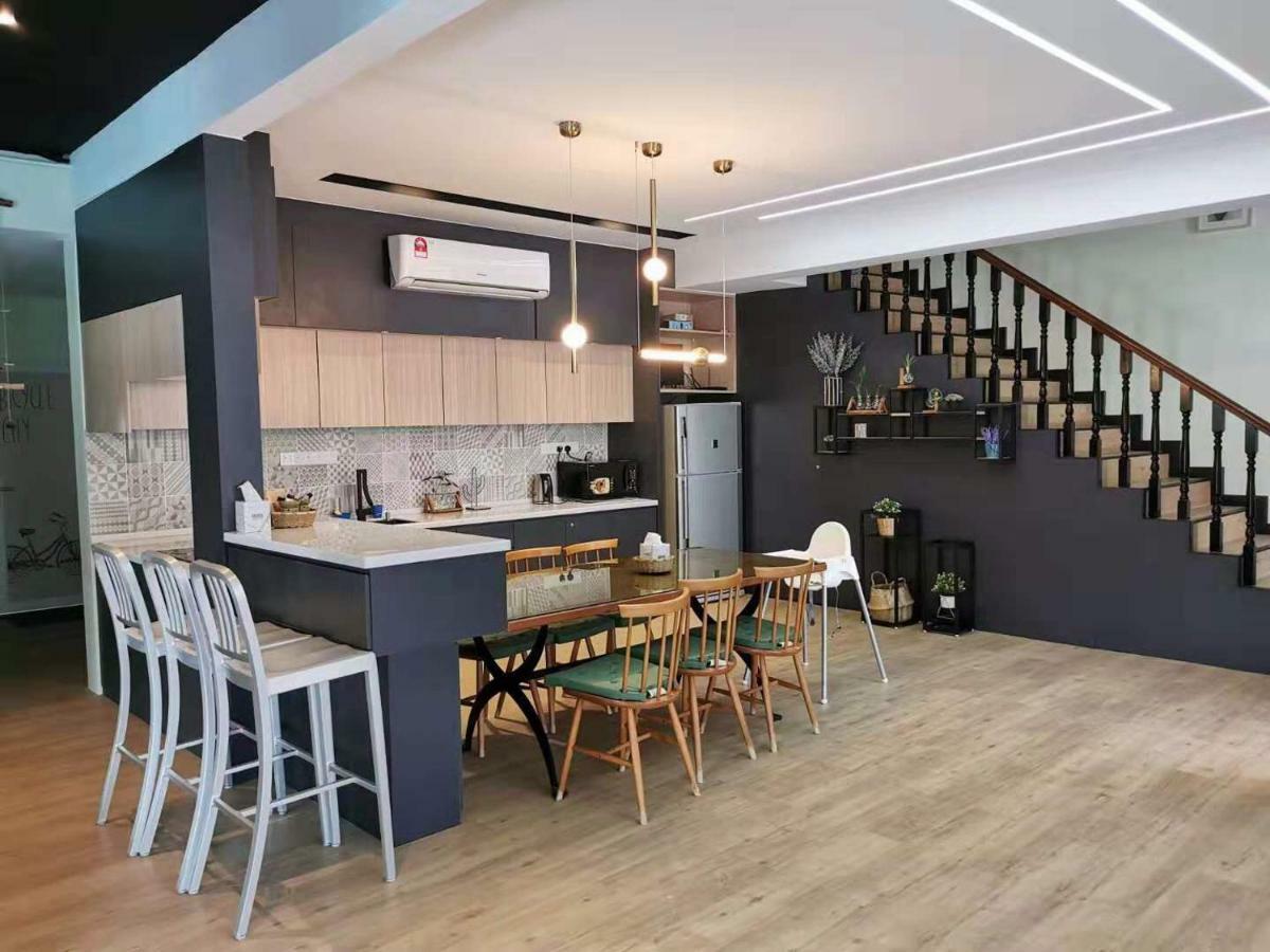 Oneriimba Private Pool & Garden Residence جوهر بهرو المظهر الخارجي الصورة