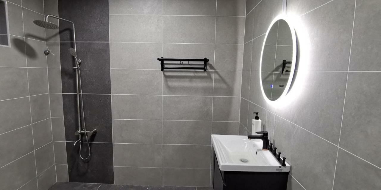Oneriimba Private Pool & Garden Residence جوهر بهرو المظهر الخارجي الصورة